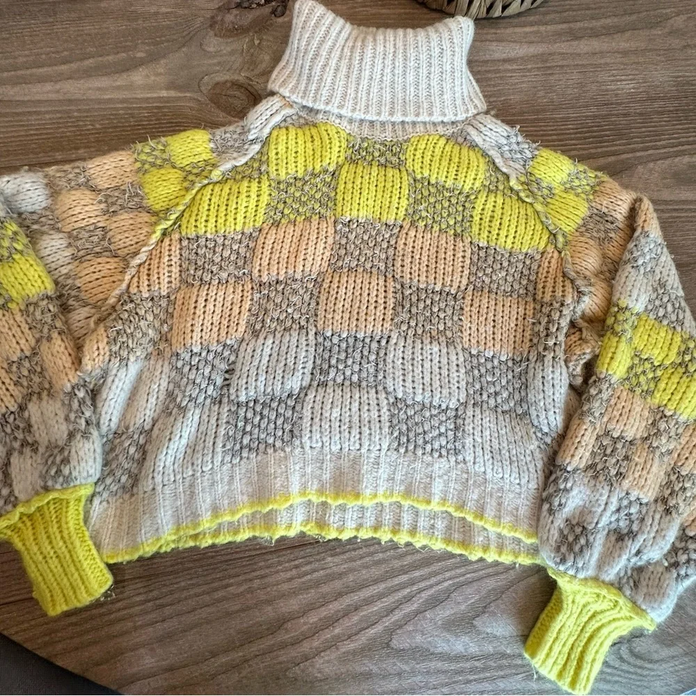 Free People Check Me Out Checkerboard Turtleneck Sweater Macaroon - Picture 1 of 5